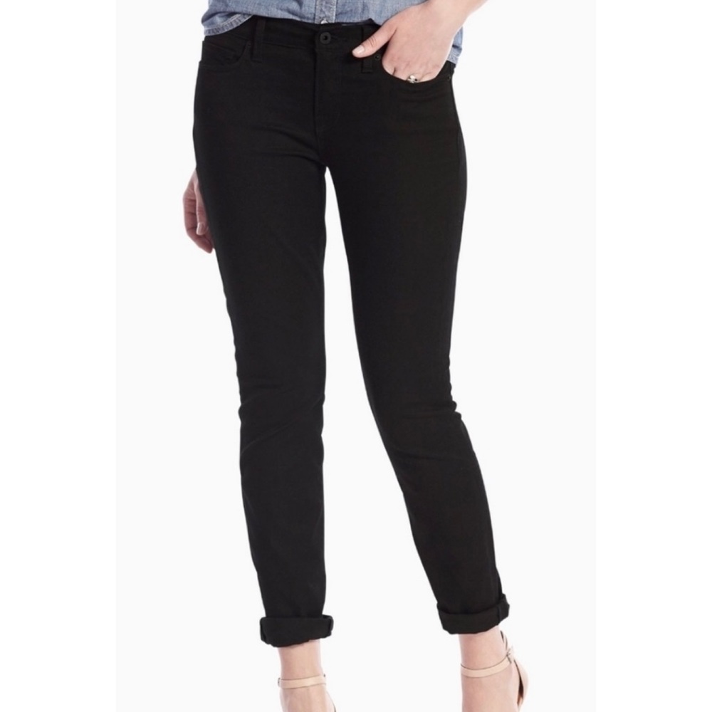 LUCKY BRAND • Black Sofia Skinny Jeans, 27